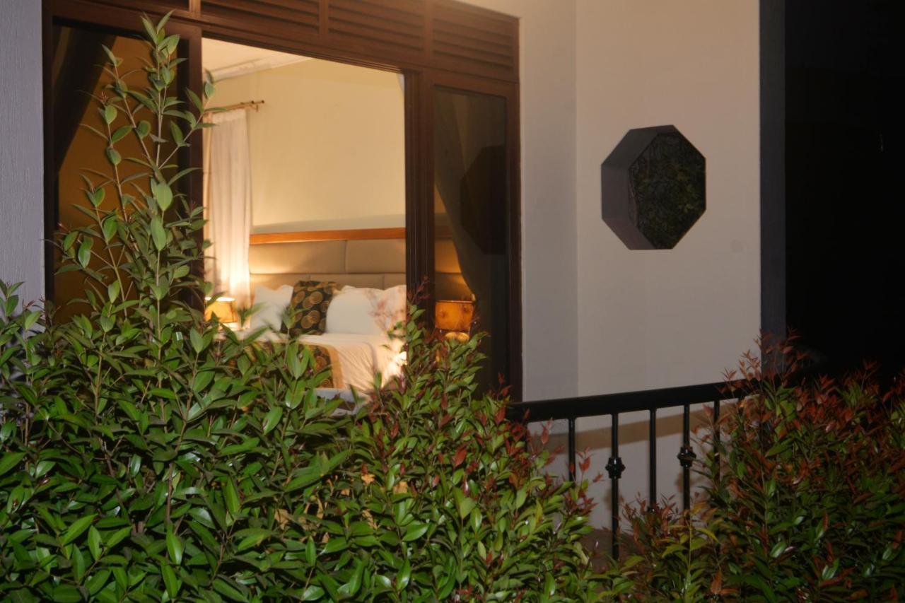 Akasu Bed And Breakfast Kampala Exteriér fotografie