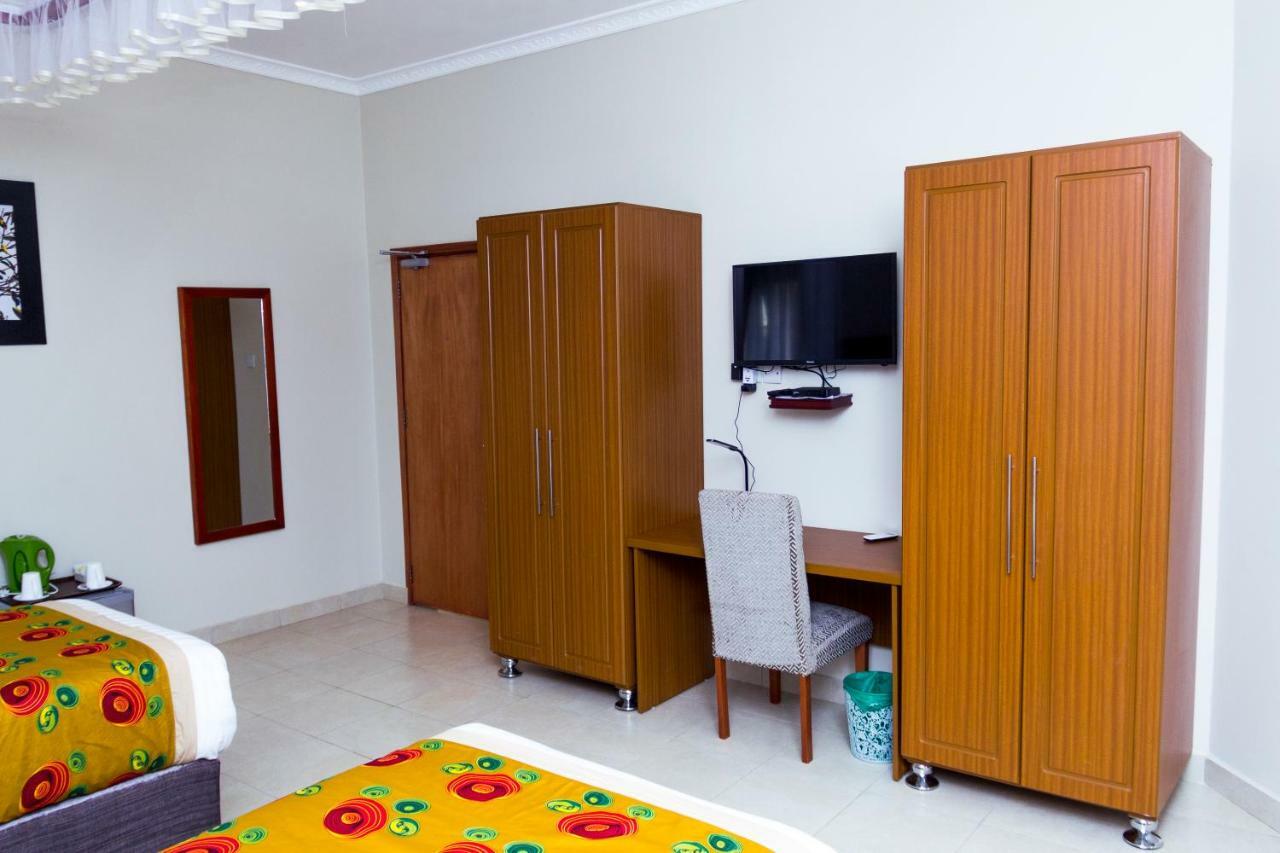 Akasu Bed And Breakfast Kampala Exteriér fotografie